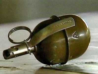 Նռնակներ և փամփուշտներ՝ կամավոր
