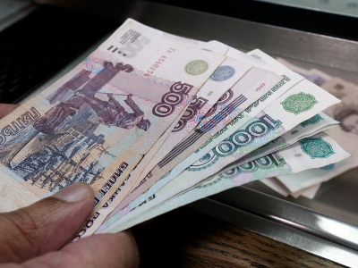 Ռուսաստանի հարեւանները պայքարում են ռուբլու անկման հետեւանքների դեմ