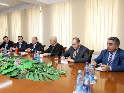 ՀՀ պաշտպանության նախարարն ընդունել է ԵԱՀԿ Մինսկի խմբի համանախագահներին