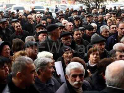 Նաիրիտցիները վարչապետից աշխատավարձերի մարման հստակ ժամանակացույց կպահանջեն