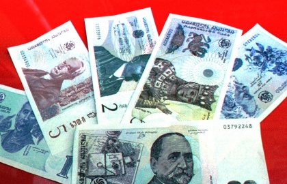 «Ժամանակ». Ինչպե՞ս կազդի լարիի փոխարժեքի անկումը ՀՀ տնտեսության վրա