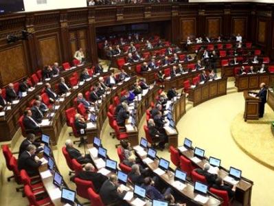 Парламент принял в 1-ом чтении компромиссные поправки к налогу с оборота