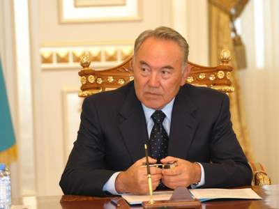 Назарбаев признал, что не планировал проводить досрочные выборы