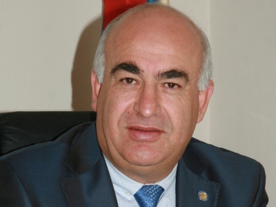 Sisian mayor quitting Prosperous Armenia Party