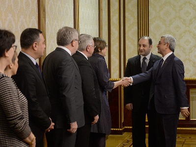 Սերժ Սարգսյանն ընդունել է «Եվրանեսթ» ԽՎ բյուրոյի անդամներին (ֆոտո)
