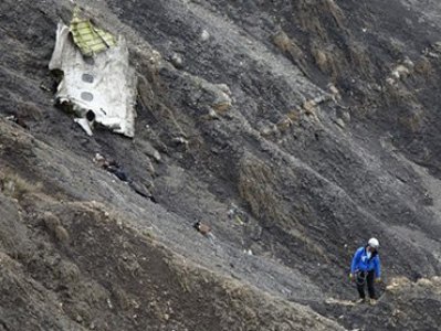 A320 օդանավի հրամանատարը վերջին րոպեներին կացինով կոտրում էր խցի դուռը