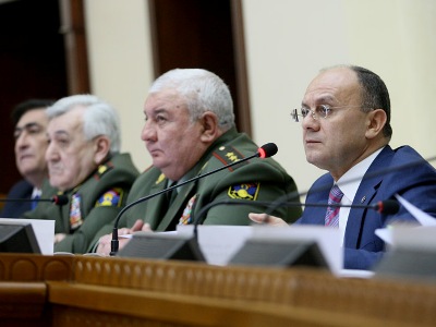 Պնախարար. Պետք է ուշադրության կենտրոնում պահել զինուժի կառավարման համակարգը
