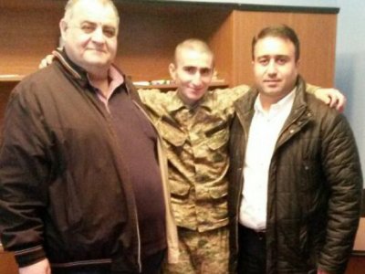 Азербайджанские пропагандисты «превратили» армянского пленного в художника