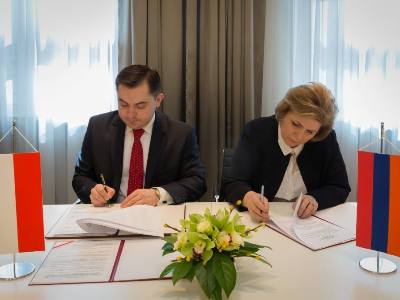 Армения и Польша подписали документ о сотрудничестве в сфере культуры