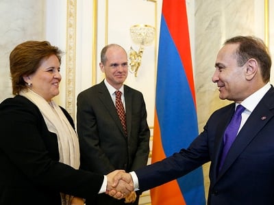 Վարչապետը ԱՄՀ պատվիրակության հետ քննարկել է համատեղ ծրագրերը (ֆոտո)