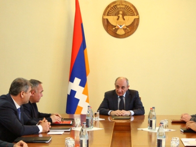 Բակո Սահակյանը խորհրդակցություն է անցկացրել ԱԱԾ պետի ու դատախազի հետ
