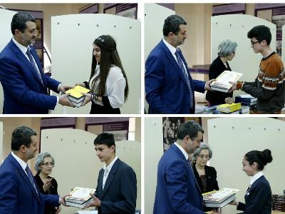 Դիպլոմներ՝ դպրոցականների օլիմպիադայի քաղաքային փուլի լավագույն աշակերտներին