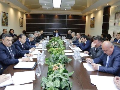 Մարզպետների հետ քննարկվել է գյուղացիներին դիզվառելիքի տրամադրման հարցը