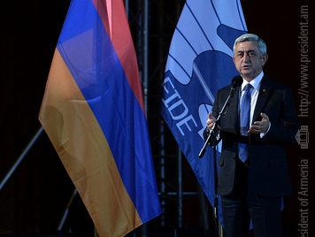 Ցեղասպանության 100-րդ տարելիցի միջոցառումները չորս ուղերձ են պարունակում. Սերժ Սարգսյան (ֆոտո)