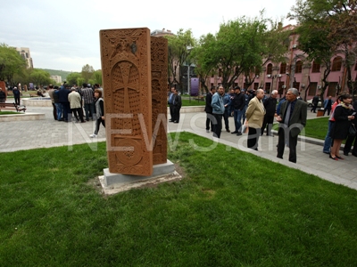 В Ереване открылась выставка «Культурный геноцид – символика хачкаров»