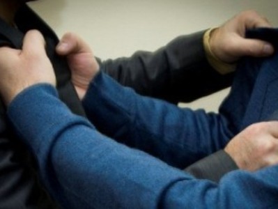В Армении расследуют дело о драке полицейского и пассажира