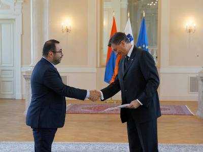 ՀՀ դեսպանն իր հավատարմագրերն է հանձնել Սլովենիայի նախագահին (ֆոտո)