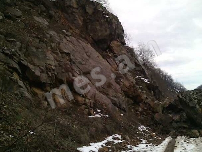 Շուրջ 130 խմ ծավալով քարաբեկորները փակել են ճանապարհը