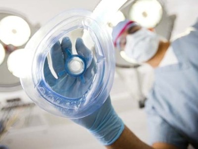 Minister: Armenia needs more young anesthesiologists