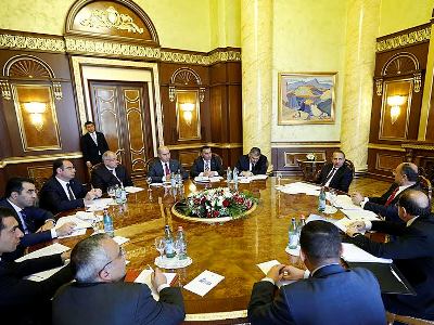 Կառավարությունում քննարկվել է 2016-18 թթ. պետական միջնաժամկետ ծախսերի ծրագիրը