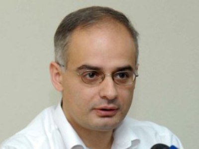Депутат АНК: Власть хочет отдать стройподряд в России на откуп олигархам