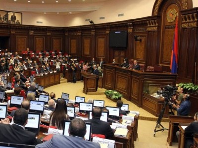 Ցուցմունք կորզող իրավապահներին կդատեն 4-8 տարի ազատազրկմամբ