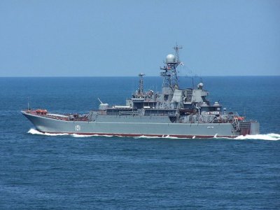 Турчинов призвал блокировать проход российских кораблей через Босфор