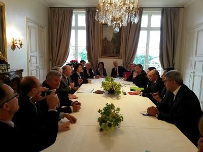 Karabakh President holds talks in France Senate