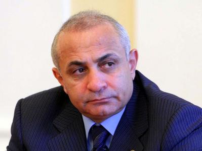 Armenia PM: We’ll clear Nairit plant wage arrears till the end of 2015
