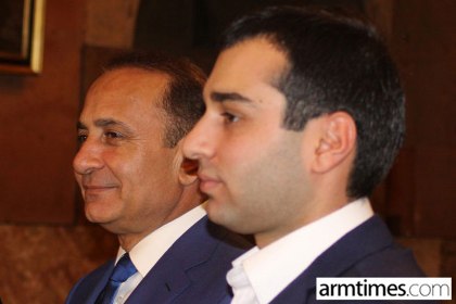 «Ժամանակ». Որ ընտրակաշառք բաժանենք, դուք կիմանաք. Արգամ Աբրահամյանի հանդիպումը գաղտնի պայմաններում