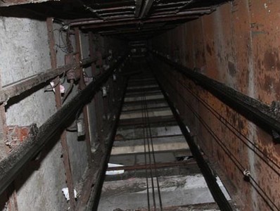 Փրկարարները քաղաքացիներին դուրս են բերել վերելակից