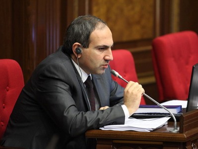 Առաջին սորտի պաշտոնյաները նման քննարկումների չեն գալիս. Փաշինյանը՝ Սյունիքի մարզպետի մասին