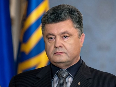 Порошенко позволил Кабмину не платить внешние долги частным кредиторам