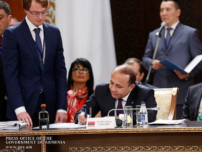 Վարչապետը մասնակցել է Եվրասիական միջկառավարական խորհրդի նիստին (ֆոտո)