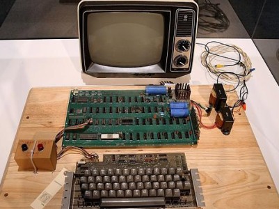 Американка сдала в утиль раритетный Apple, оцененный в $200 тысяч