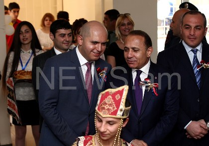 «Հրապարակ». Աշոտյանը պորտֆելը «հանձնում» է. վարչապետը նրան մեկուսացրել է քննական պրոցեսից