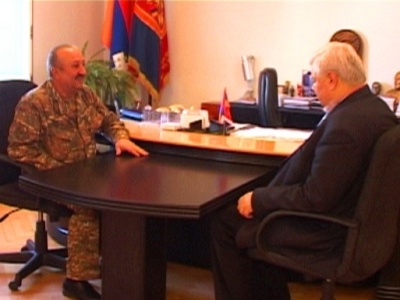Karabakh Defense Minister briefs OSCE official on situation at line of contact