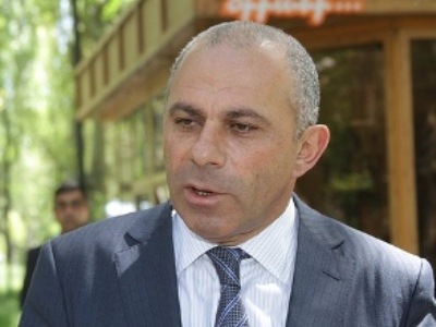 Արտաշատ քաղաքի համար շատ լավ է, որ վարչապետի որդին է. Ալիկ Սարգսյան