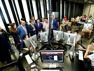 Moscow government's delegation visits TUMO center