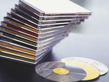 В Армении предлагают отправить на тот свет торговлю CD