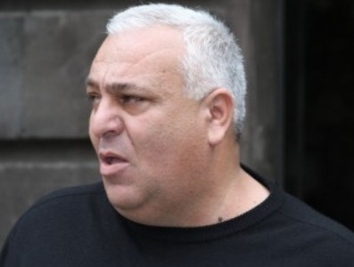 Акоп Акопян возмущен и опровергает