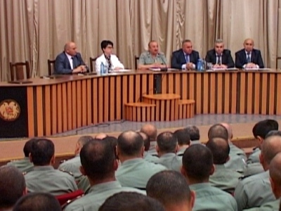 В Нагорном Карабахе обсудили достижения и упущения зимнего призыва