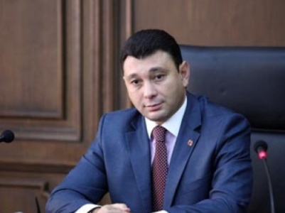Պետք է բացառել նոր թալեաթների, նոր էնվերների, նոր քեմալների եւ նոր հիտլերների ծնունդը. Շարմազանով