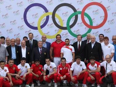 James Warlick met with Armenian athletes heading for European Games