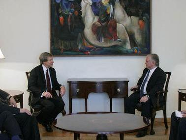 Armenia FM and OSCE Co-Chair discuss Karabakh talks
