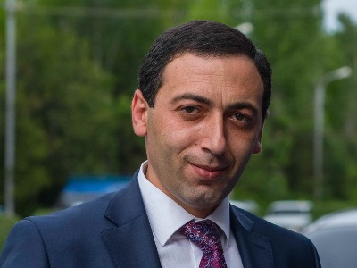 Крестник Царукяна «Палач» пока не поздравил его помощника с победой