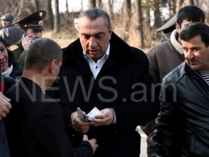 Newspaper: Armenia oligarch MP “ventures out” to Iran