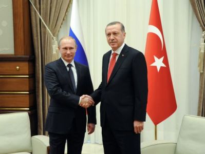 Russia and Turkey presidents hold closed-door talks