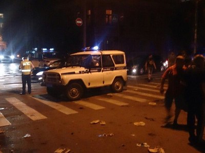 МИД России и Украины требуют друг у друга расследования нападений на здания консульств