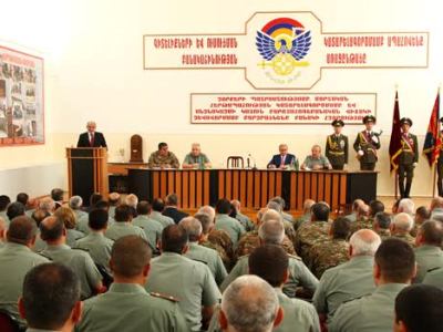 Լեւոն Մնացականյանը պաշտոնապես նշանակվեց ԼՂՀ Պնախարար-ՊԲ հրամանատար